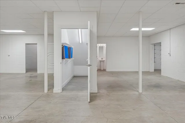 $1,500,000 | 176 Country Acres Drive, Elizabethton, TN 37643