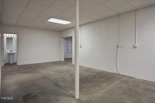 $1,500,000 | 176 Country Acres Drive, Elizabethton, TN 37643