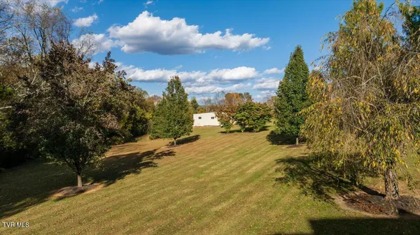 $1,300,000 | 176 Country Acres Drive, Elizabethton, TN 37643