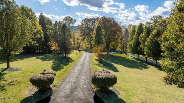 $1,500,000 | 176 Country Acres Drive, Elizabethton, TN 37643