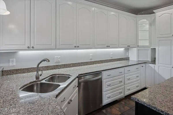 $1,300,000 | 176 Country Acres Drive, Elizabethton, TN 37643