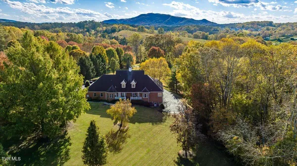 $1,300,000 | 176 Country Acres Drive, Elizabethton, TN 37643