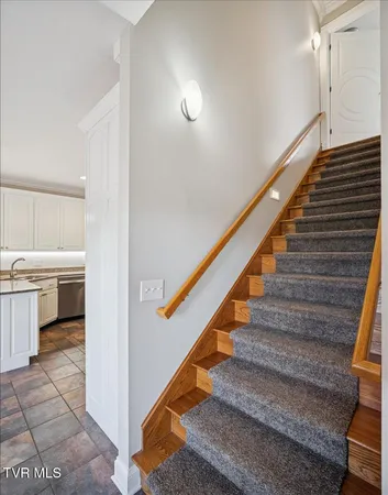 $1,300,000 | 176 Country Acres Drive, Elizabethton, TN 37643