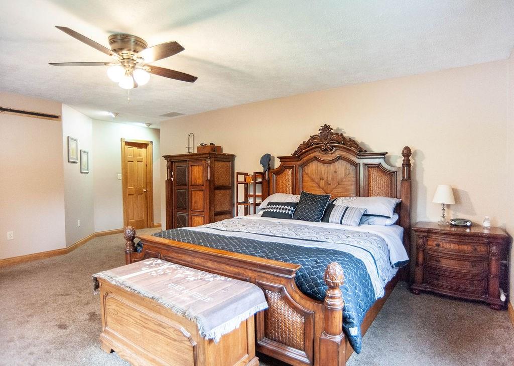 8252 Hayworth Road Indianapolis, IN 46221 - Photo 16 of 40 Gallery Image 16