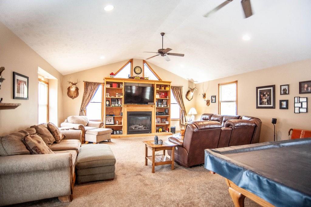 8252 Hayworth Road Indianapolis, IN 46221 - Photo 5 of 40 Gallery Image 5