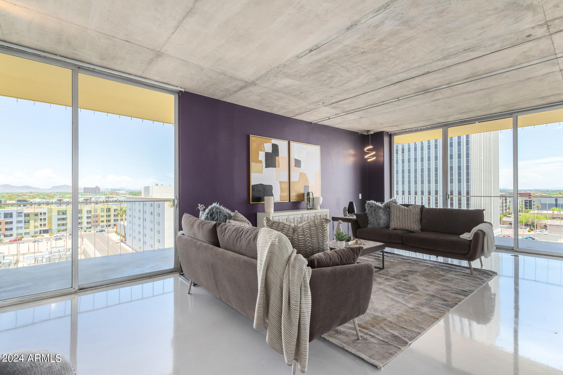 207 West Clarendon Avenue, Unit F8 Phoenix, AZ 85013 - Photo 5 of 28 0003-03 - Clarendon