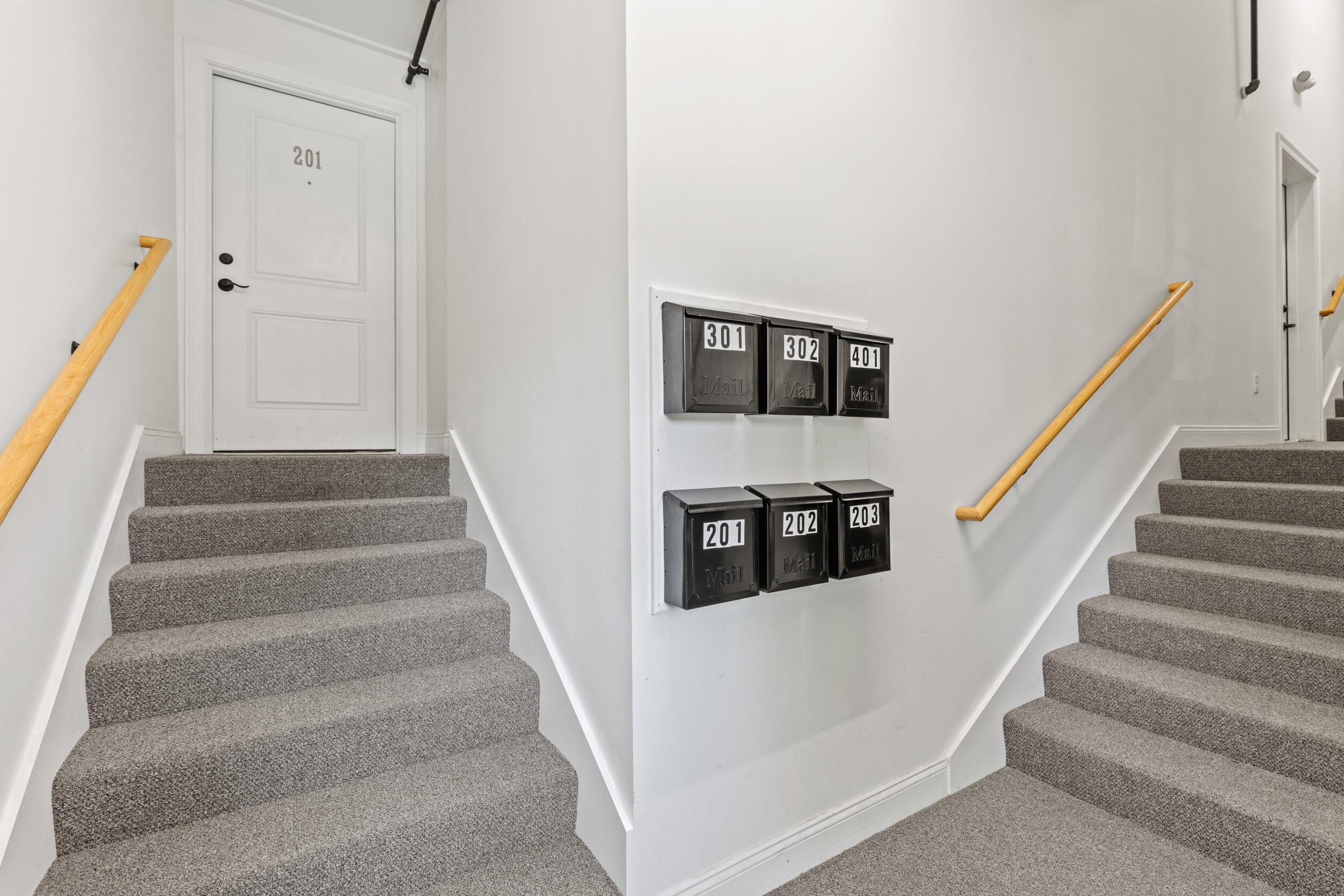 372 Main Street, Unit 201 Saco, ME 04072 - Photo 16 of 28 372 main st, 201 saco