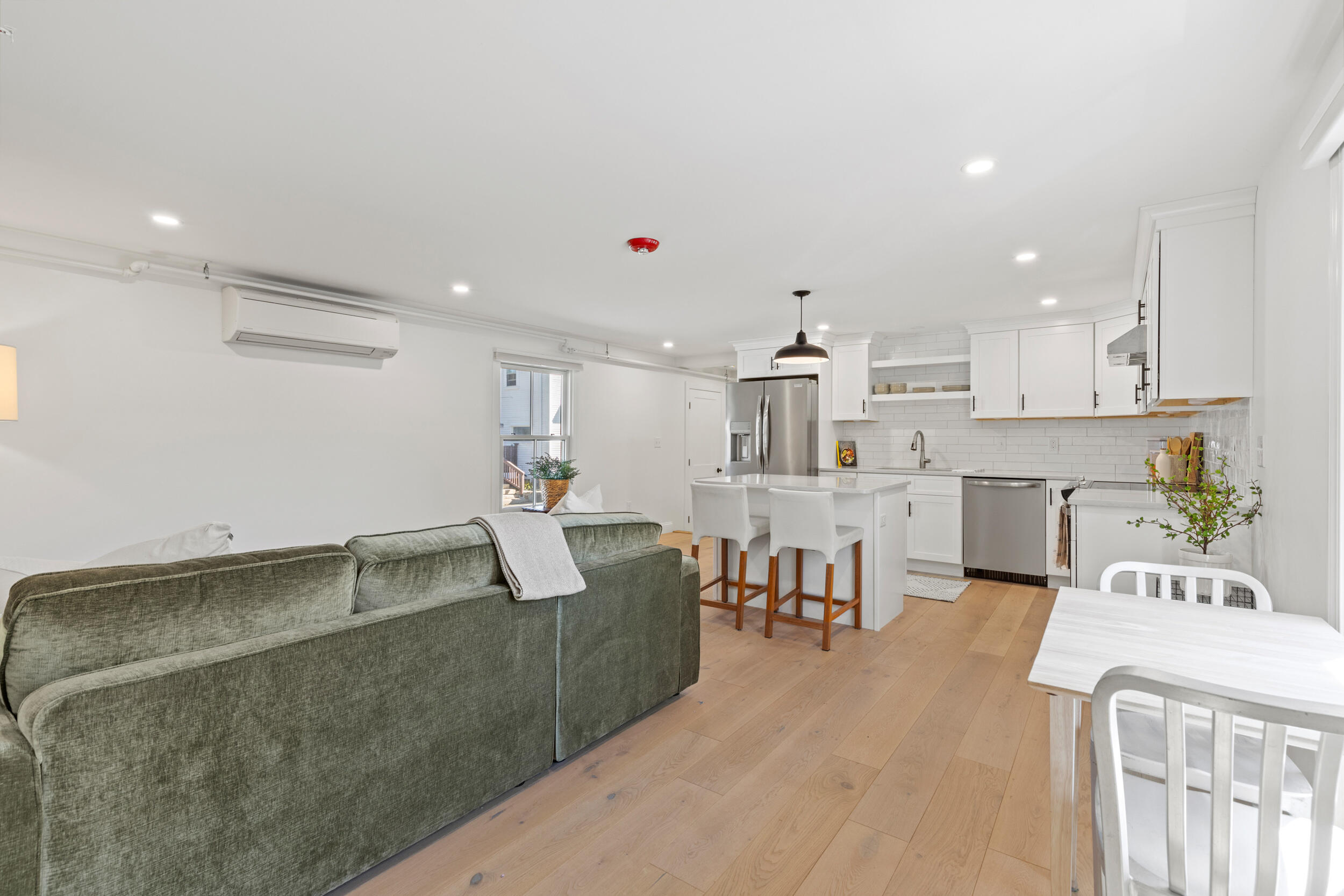 372 Main Street, Unit 201 Saco, ME 04072 - Photo 6 of 28 372 main st, 201 saco