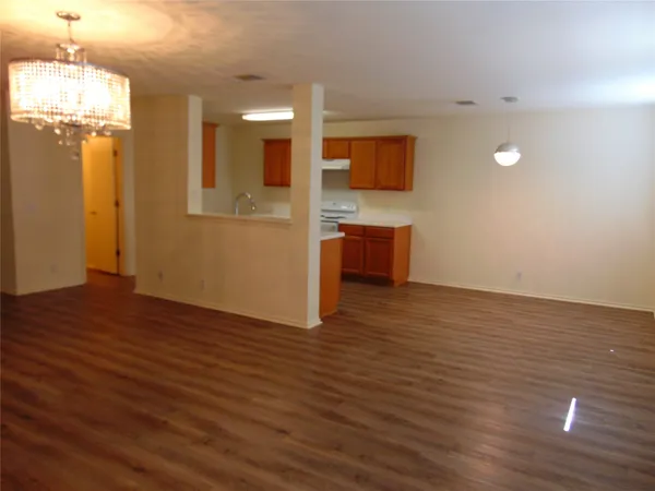 $2,045 | 1000 Kenneys Way, Round Rock, TX 78665