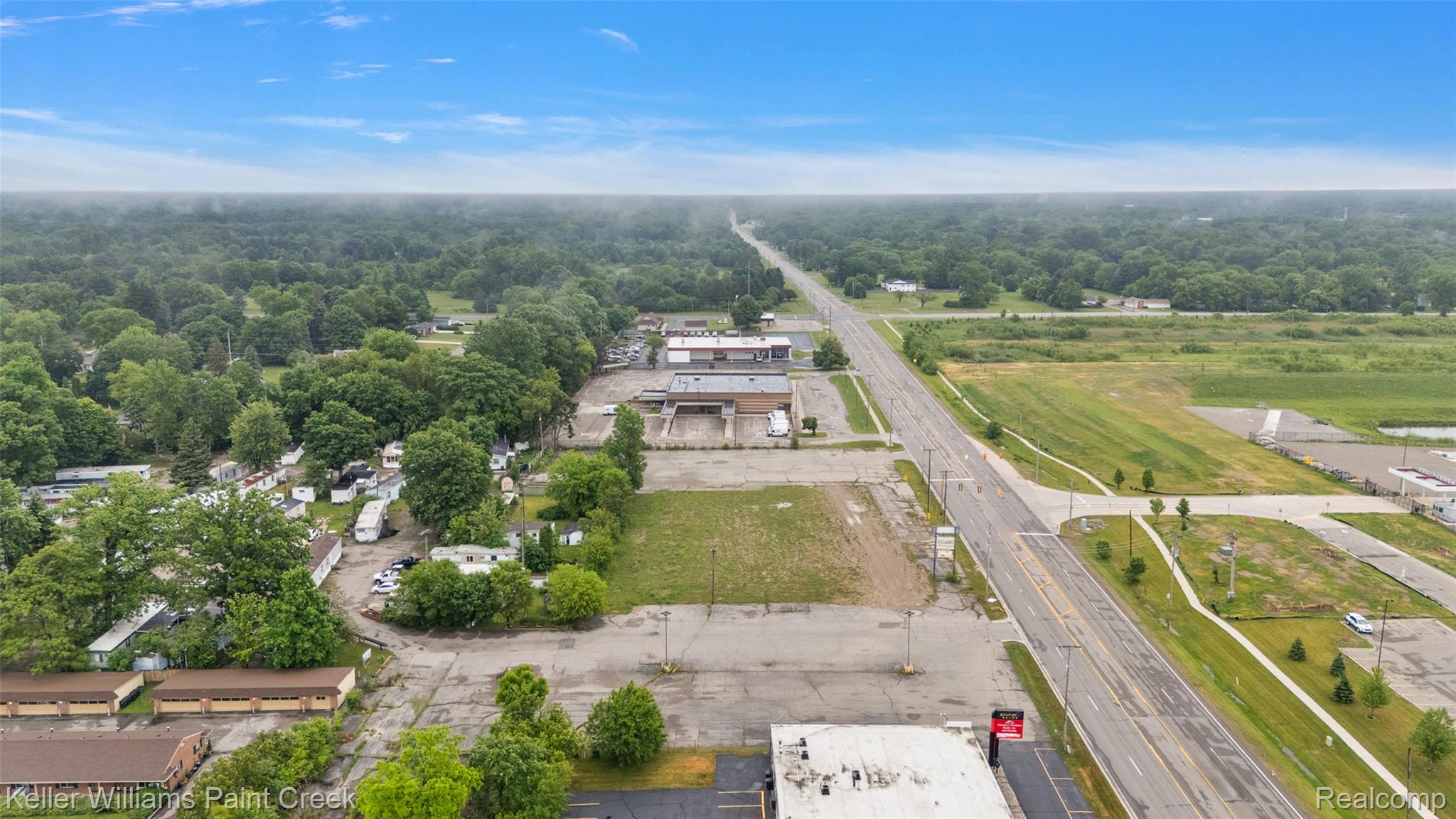 4403 Davison Road Burton, MI 48509 - Photo 26 of 27 26-4403 Davison Rd-26.jpg
