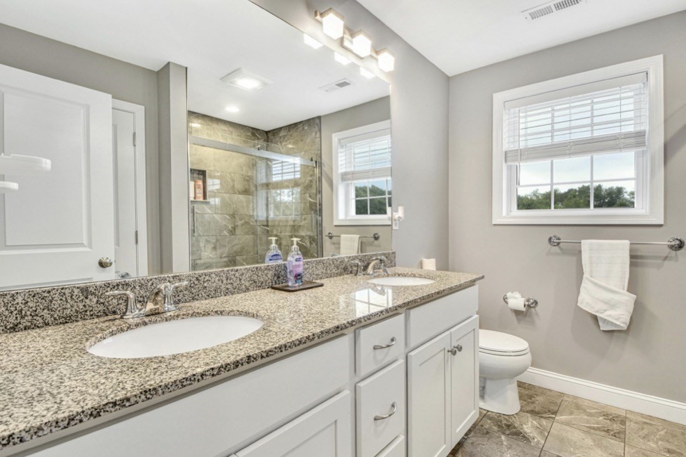 102 Parker Road Dracut, MA 01826 - Photo 16 of 35 Gallery Image 16
