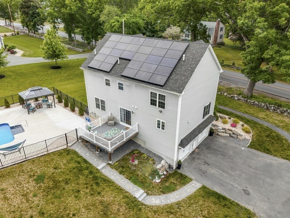 102 Parker Road Dracut, MA 01826 - Photo 29 of 35 Gallery Image 29