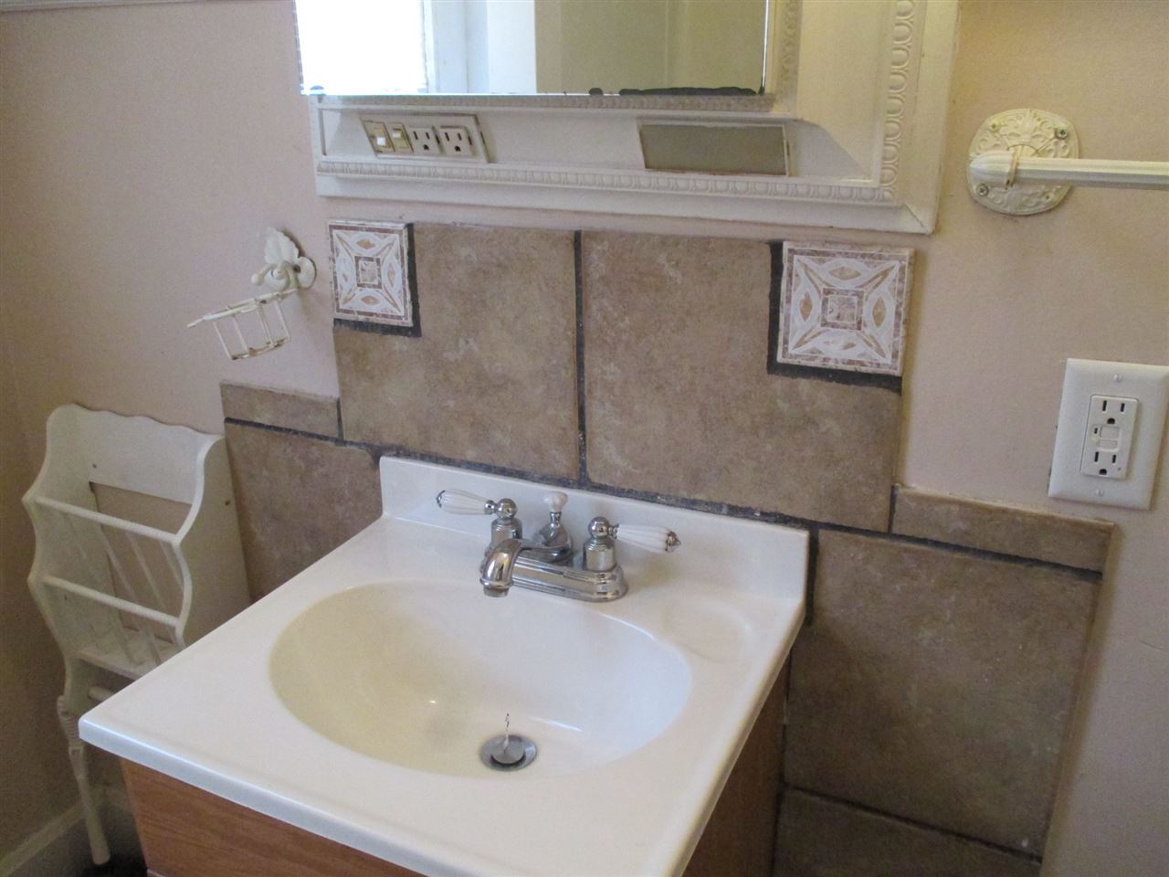 1803 Stringtown Road Evansville, IN 47711 - Photo 16 of 21 Gallery Image 16
