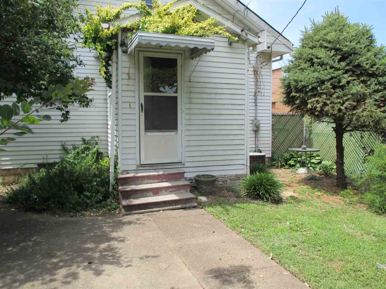 1803 Stringtown Road Evansville, IN 47711 - Photo 17 of 21 Gallery Image 17