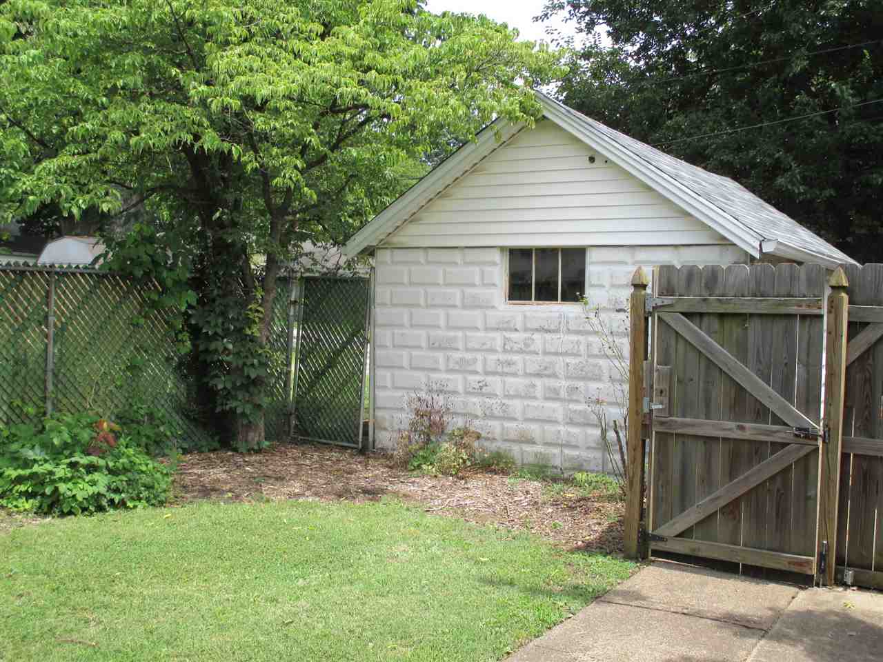 1803 Stringtown Road Evansville, IN 47711 - Photo 19 of 21 Gallery Image 19