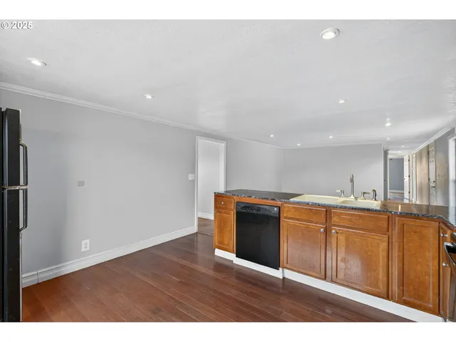 $149,000 | 681 Southwest Concord Way, Beaverton, OR 97006