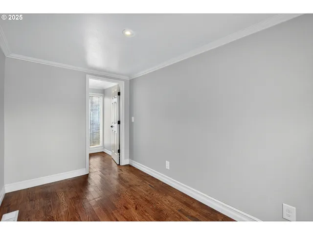 $149,000 | 681 Southwest Concord Way, Beaverton, OR 97006