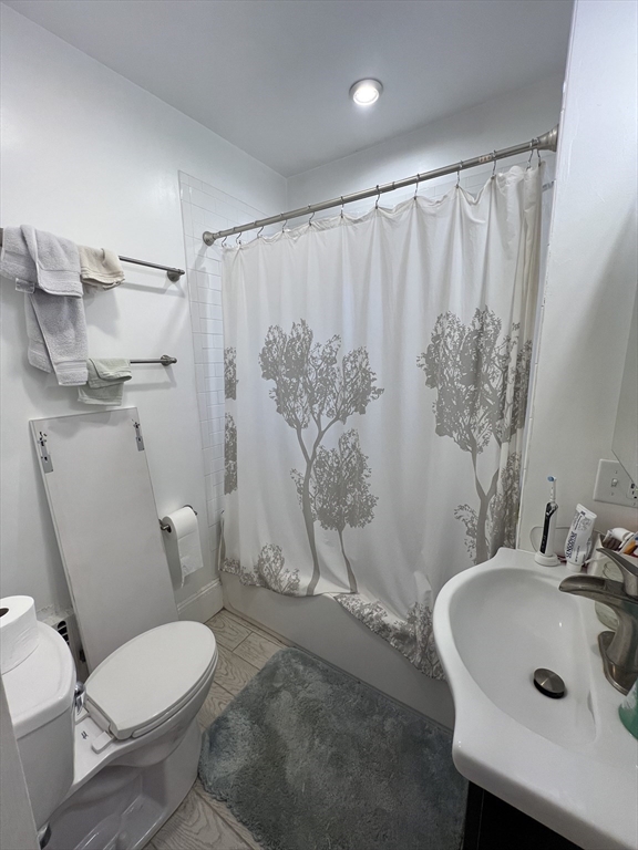 42 Gorham Street, Unit 3 Somerville, MA 02144 - Photo 19 of 39
