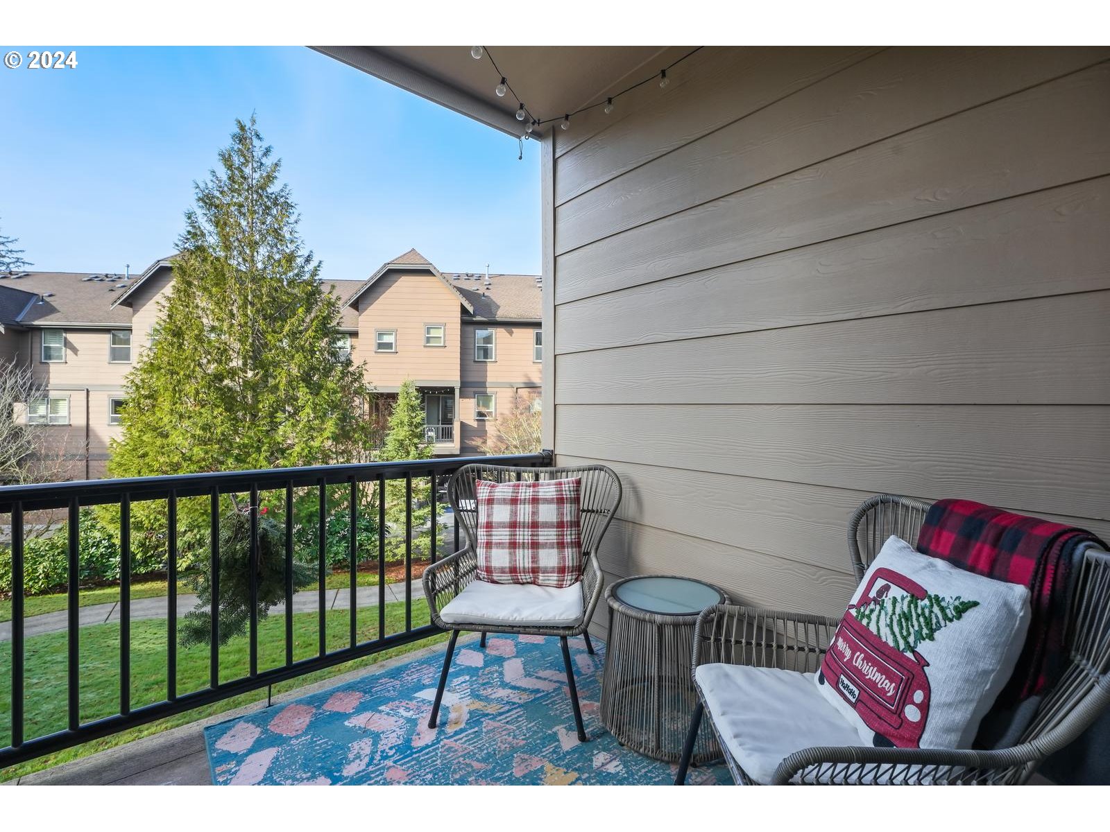 615 Southwest Rustica Terrace Portland, OR 97225 - Photo 13 of 48 Deck