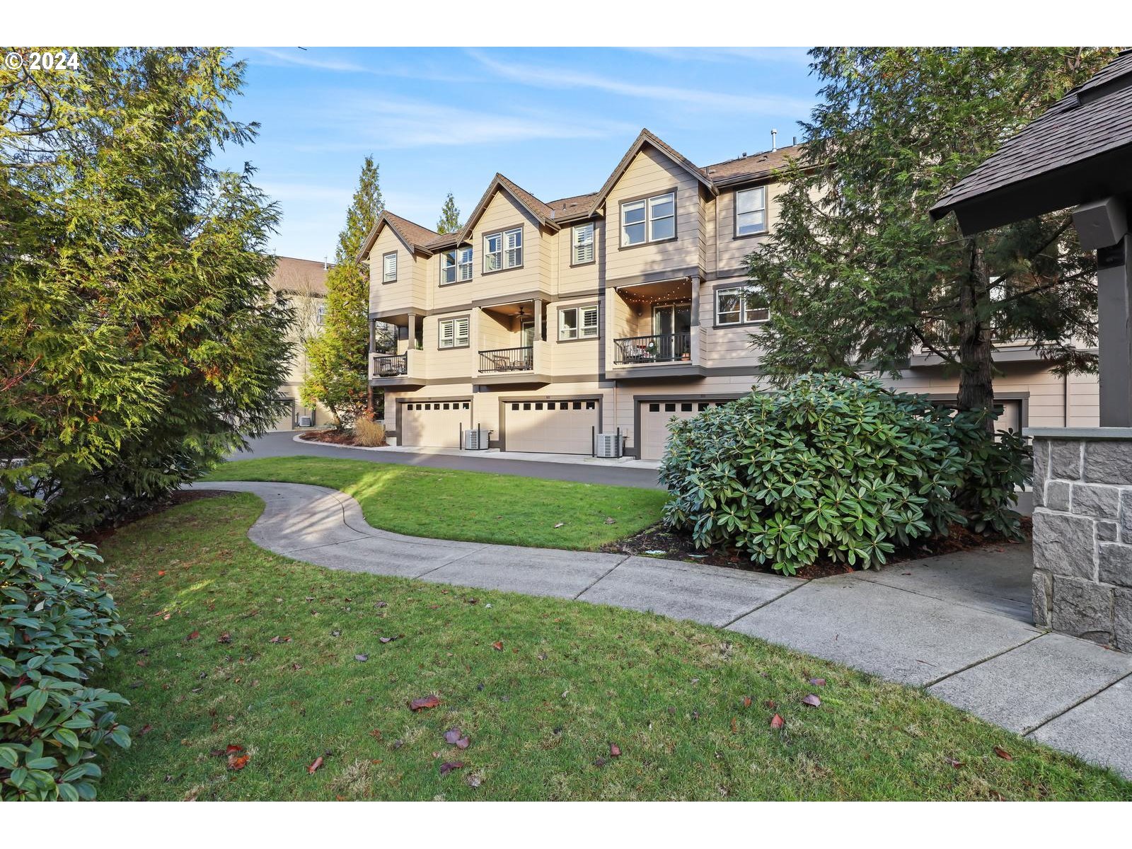 615 Southwest Rustica Terrace Portland, OR 97225 - Photo 38 of 48 Community Park