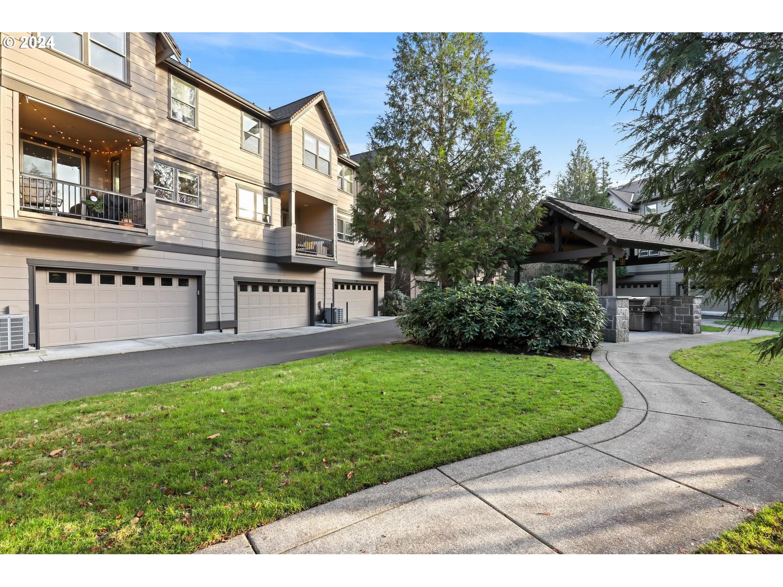 615 Southwest Rustica Terrace Portland, OR 97225 - Photo 39 of 48 Community Park