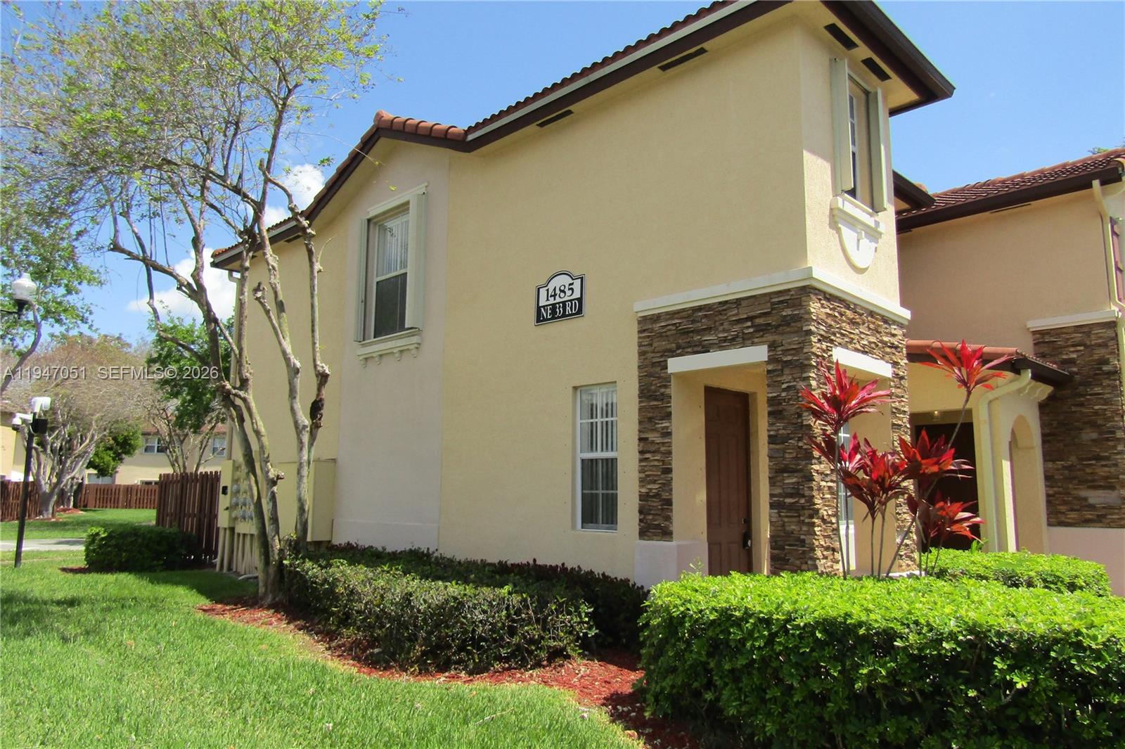 1485 Northeast 33rd Road, Unit 1011 Homestead, FL 33033 - Photo 2 of 27
