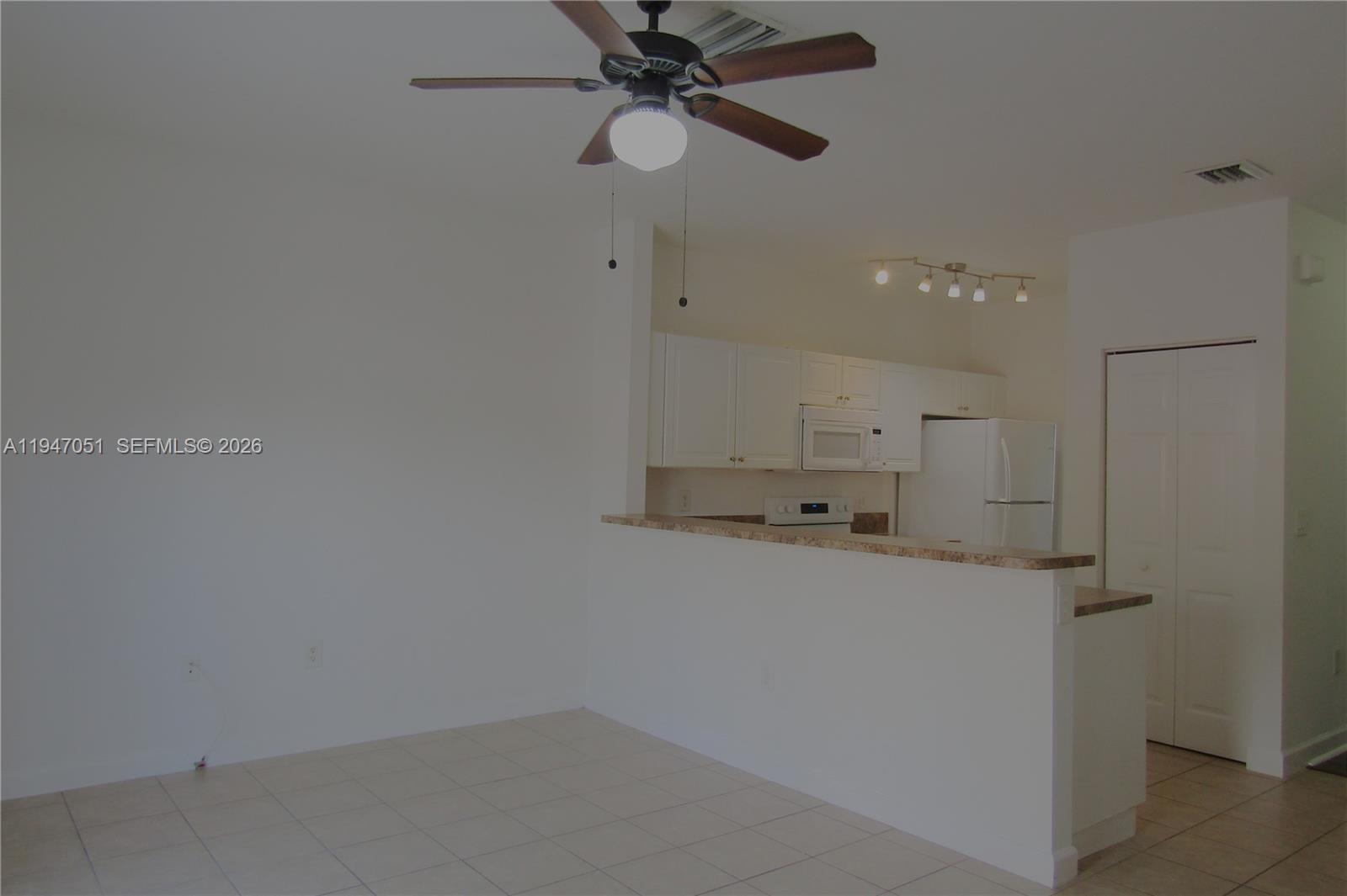 1485 Northeast 33rd Road, Unit 1011 Homestead, FL 33033 - Photo 9 of 27