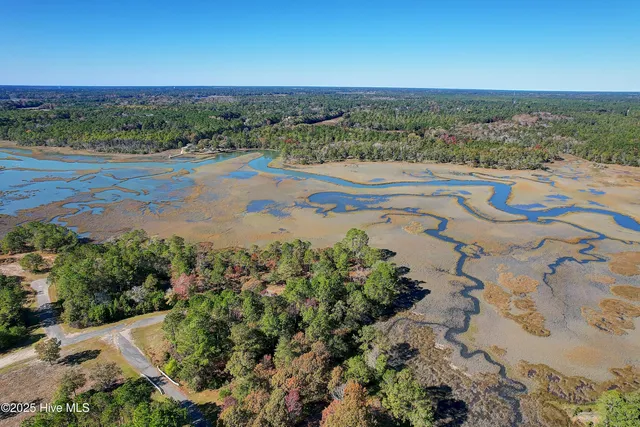 $130,000 | 2018 Marsh Acres Court, Supply, NC 28462