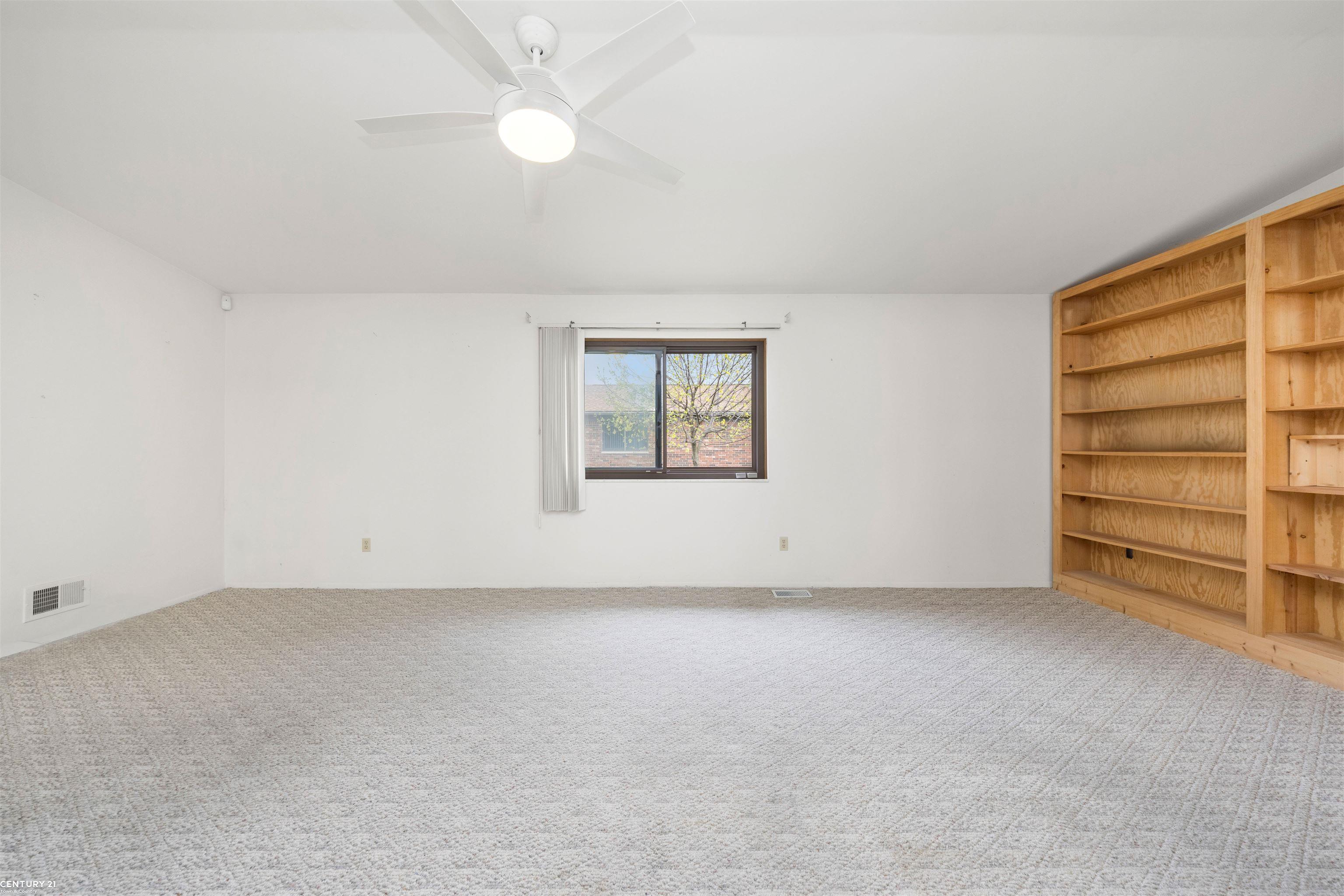 11944 15 Mile Road Sterling Heights, MI 48312 - Photo 13 of 35
