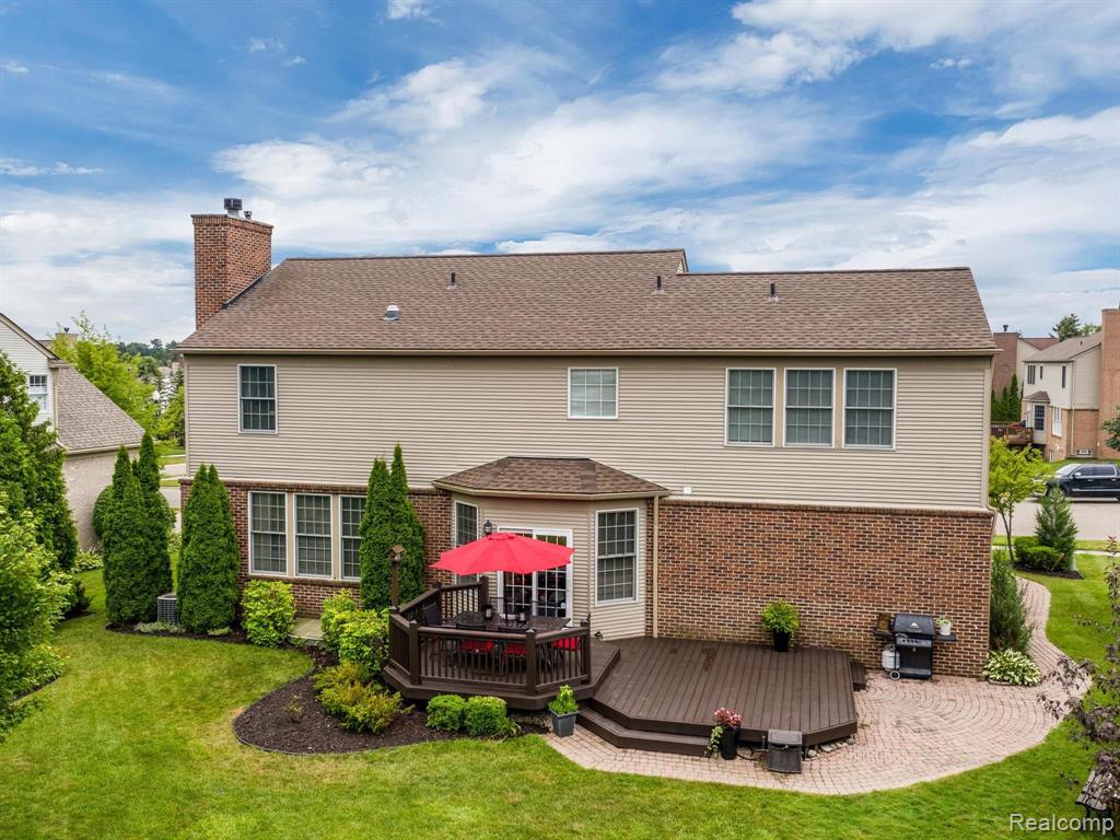 1861 Beaver Creek Drive Rochester, MI 48307 - Photo 5 of 46