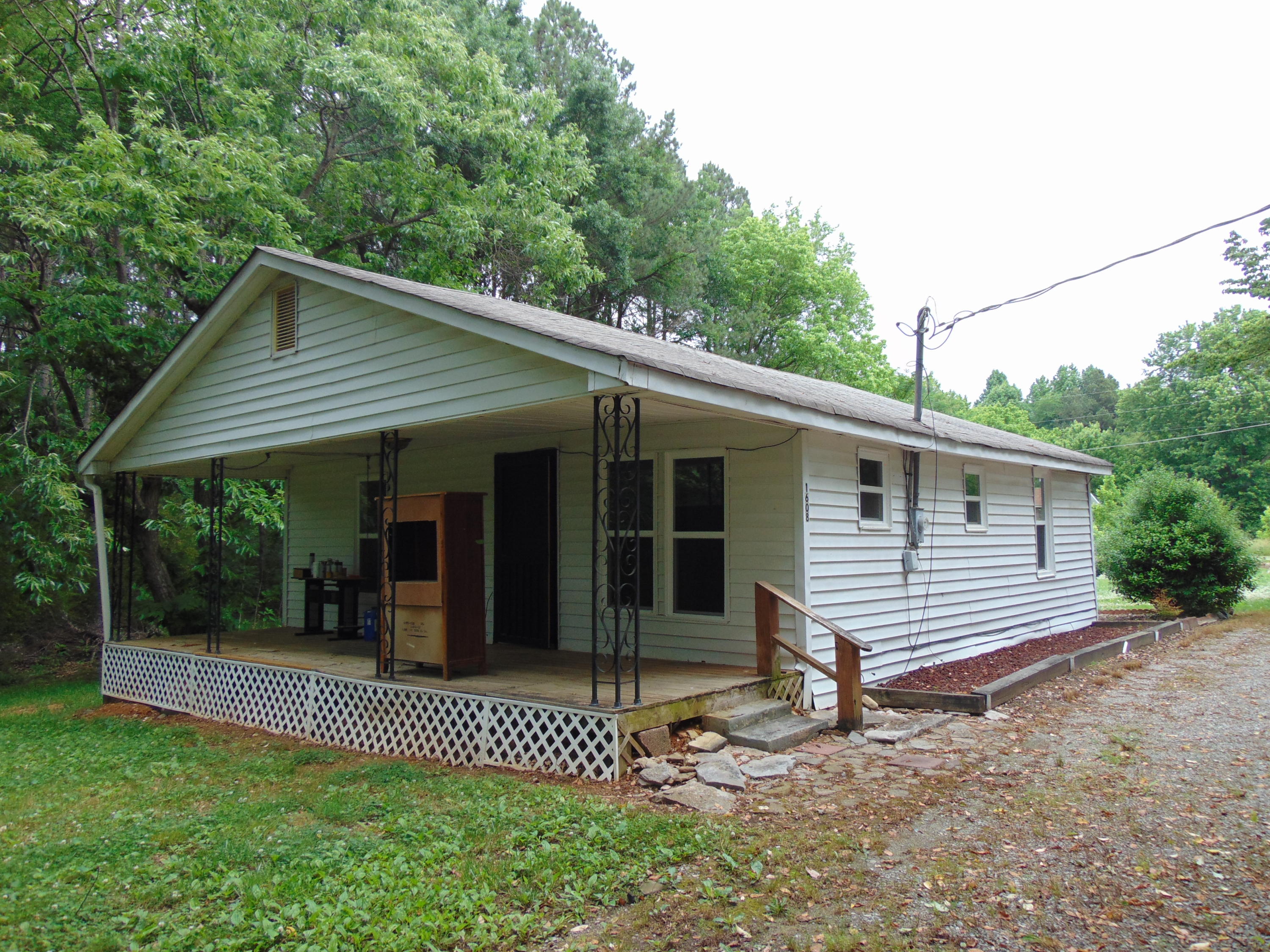 1608 Varner Road Hixson, TN 37343 - Photo 7 of 8 DSC00593