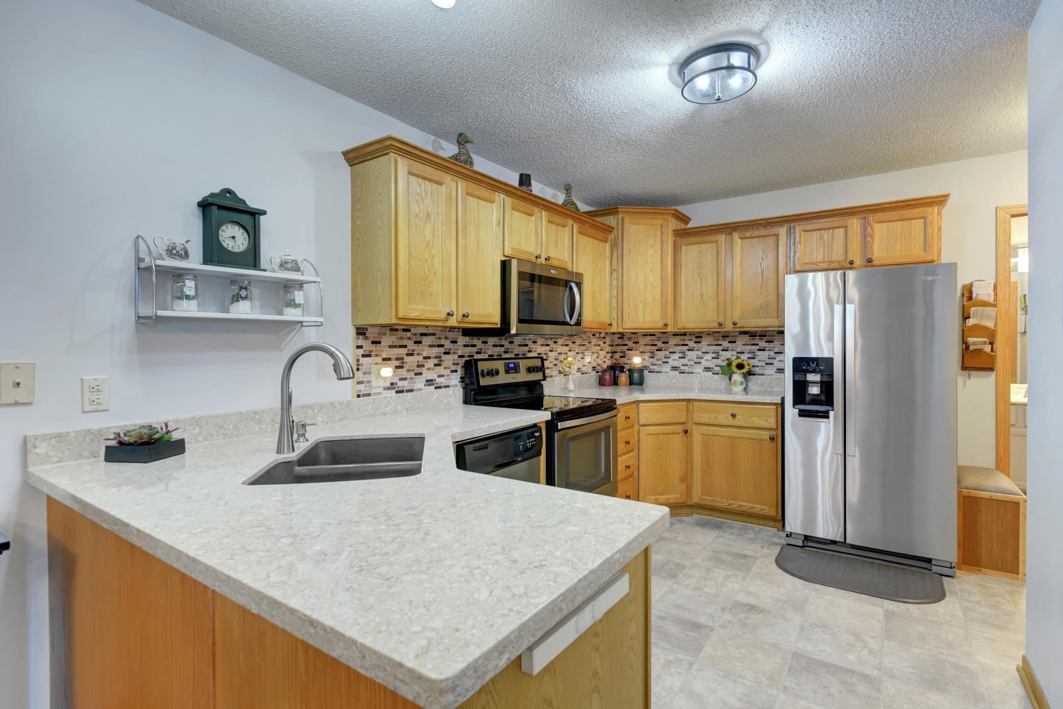 1644 Meadow Place Shakopee, MN 55379 - Photo 7 of 24