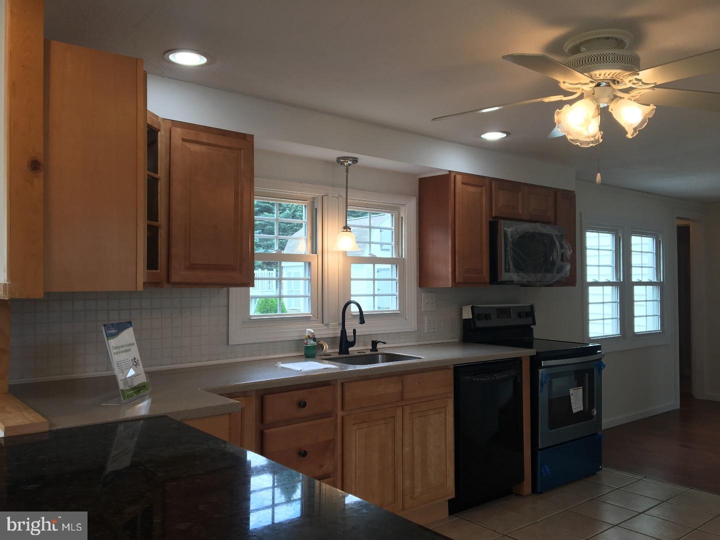 1148 Butztown Road Bethlehem, PA 18017 - Photo 2 of 18 Gallery Image 2