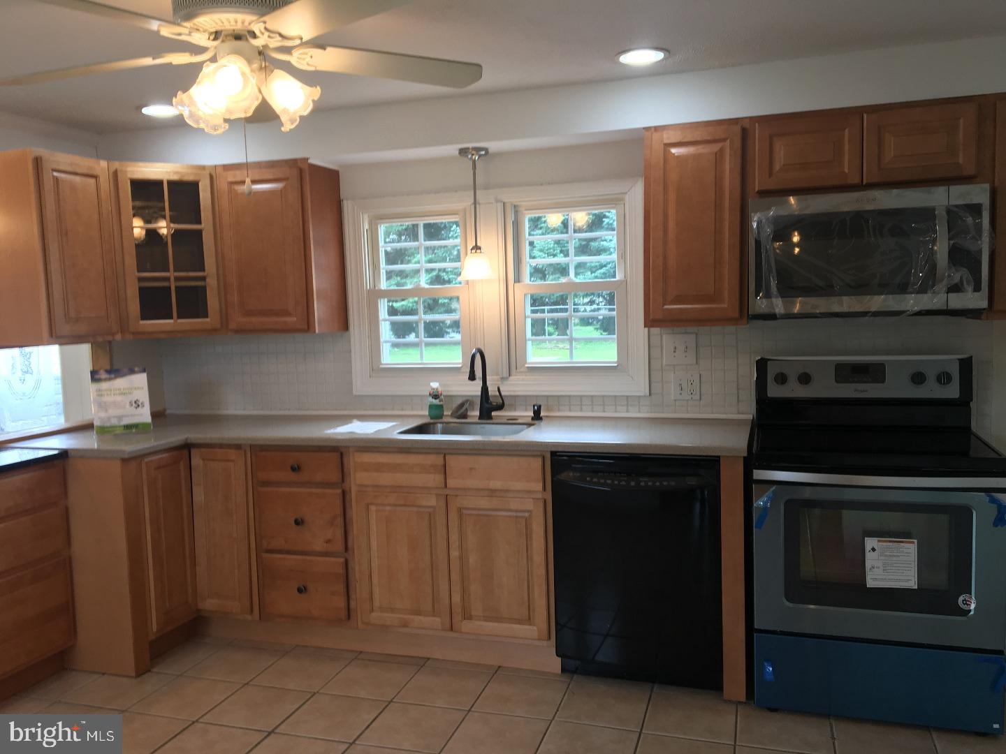 1148 Butztown Road Bethlehem, PA 18017 - Photo 6 of 18 Gallery Image 6