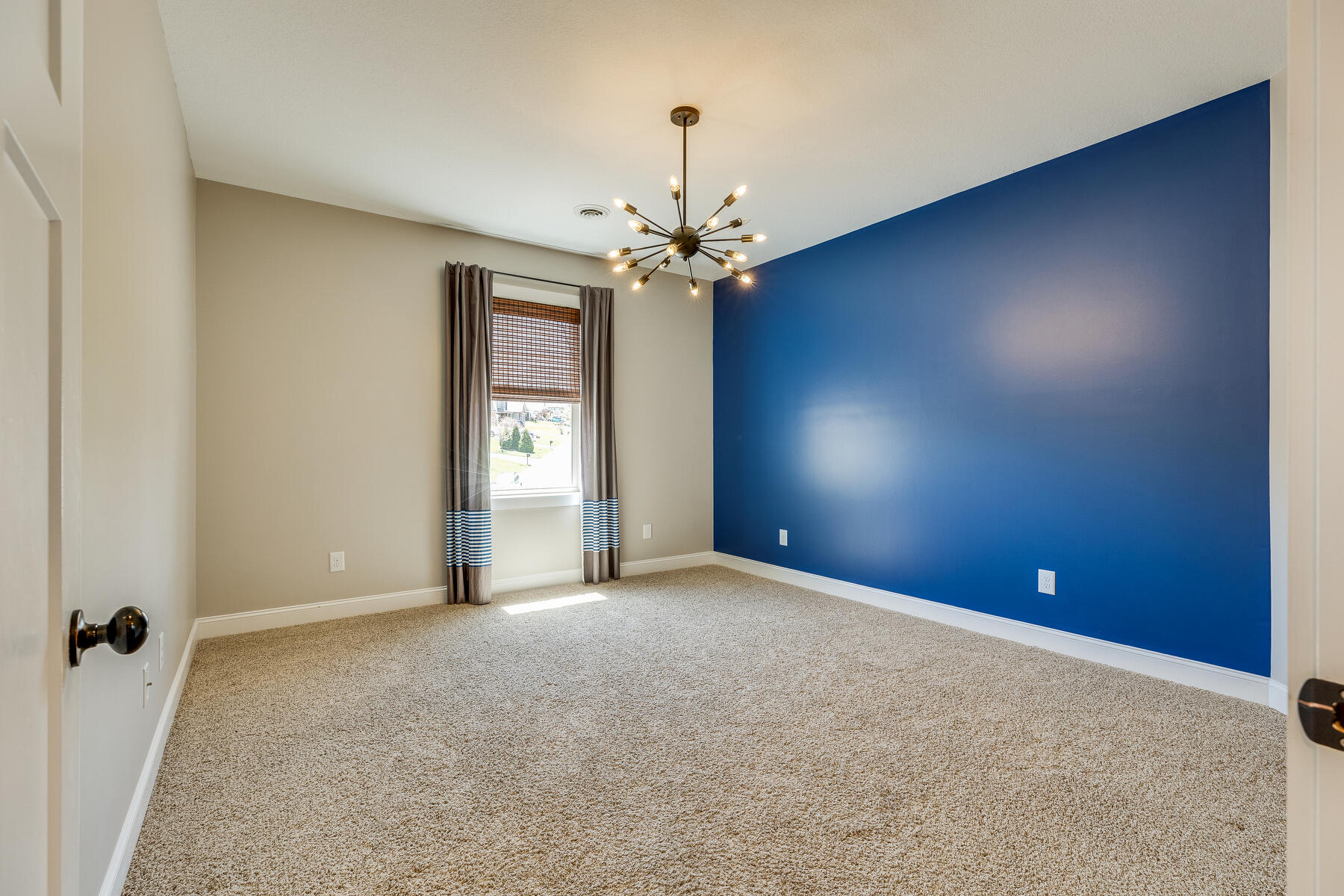 2625 Edinburgh Channel Road Kingsport, TN 37664 - Photo 55 of 104 147