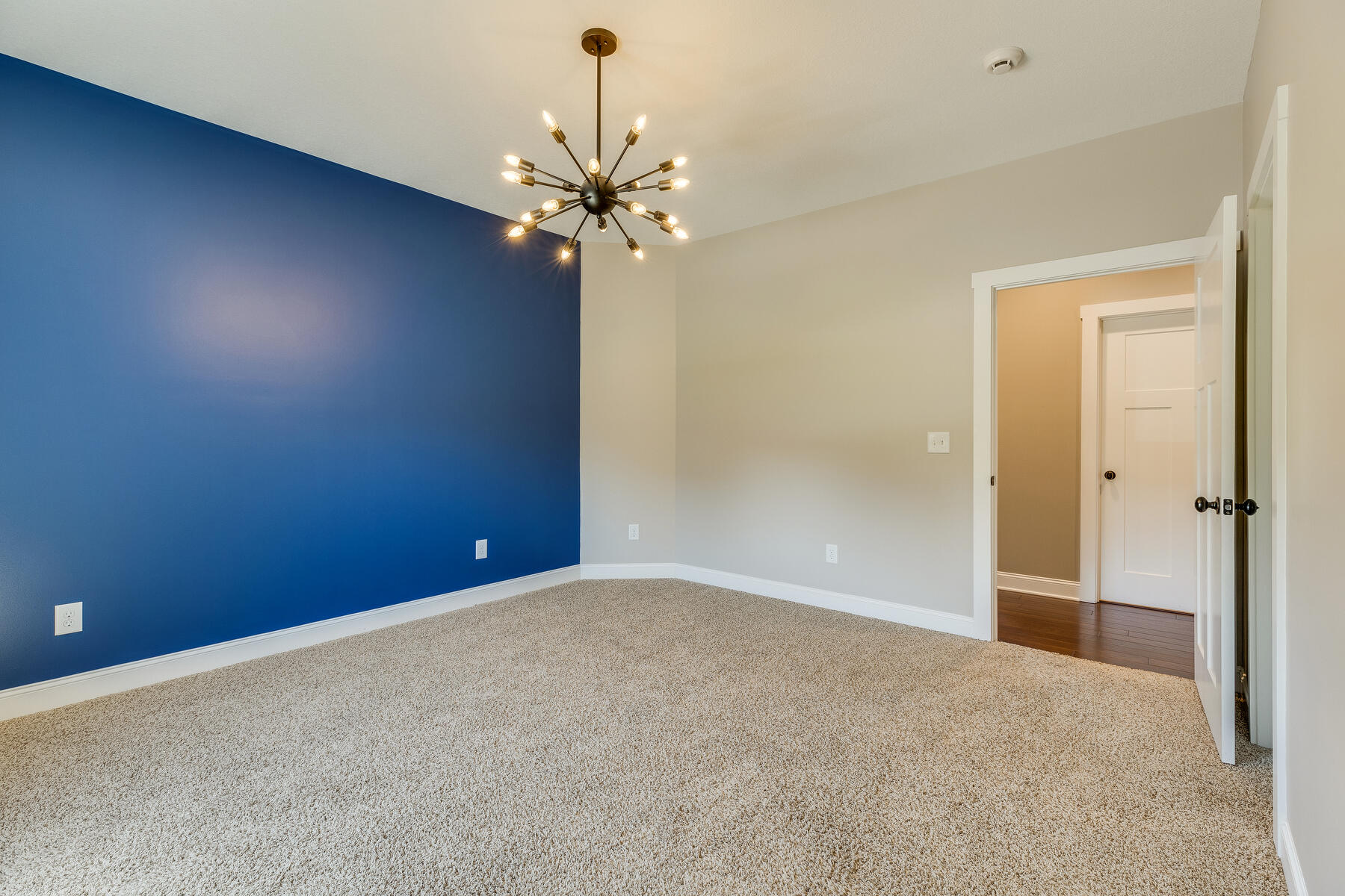 2625 Edinburgh Channel Road Kingsport, TN 37664 - Photo 56 of 104 148