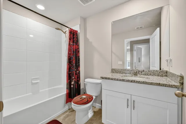 $422,900 | 5672 Southeast Edgewater Circle, Stuart, FL 34997