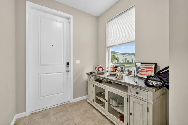 $422,900 | 5672 Southeast Edgewater Circle, Stuart, FL 34997