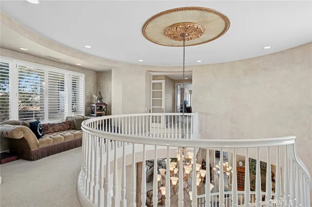 a view of a livingroom with furniture