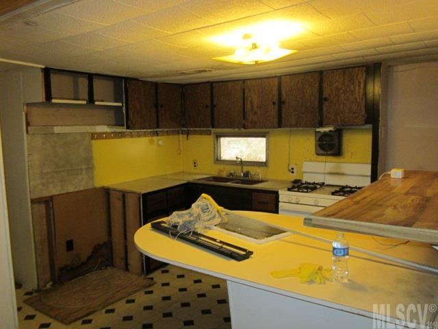 8983 Edgemont Road Collettsville, NC 28611 - Photo 5 of 10 Gallery Image 5