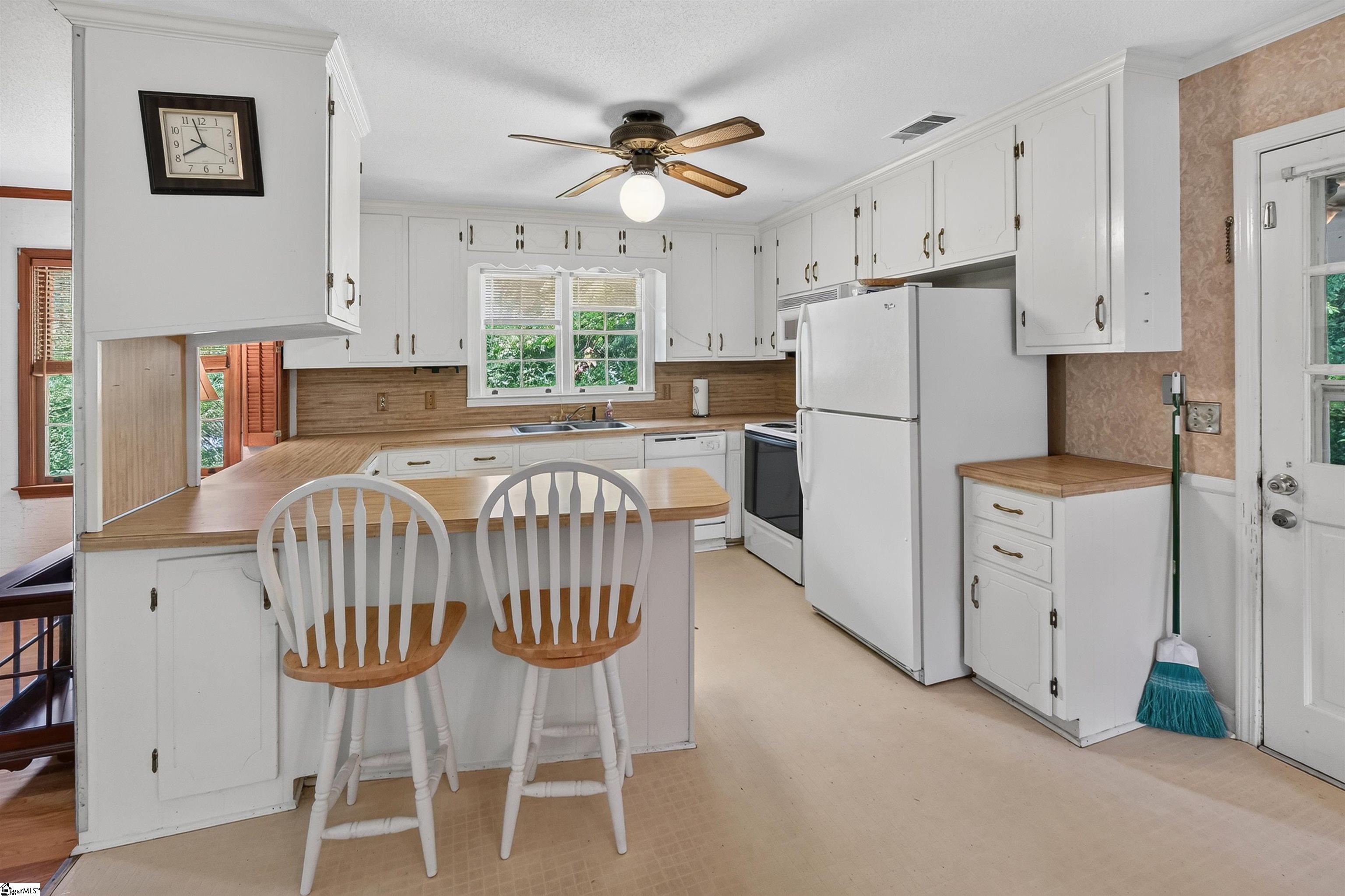 2815 Leconte Road Anderson, SC 29621 - Photo 5 of 25 Gallery Image 5