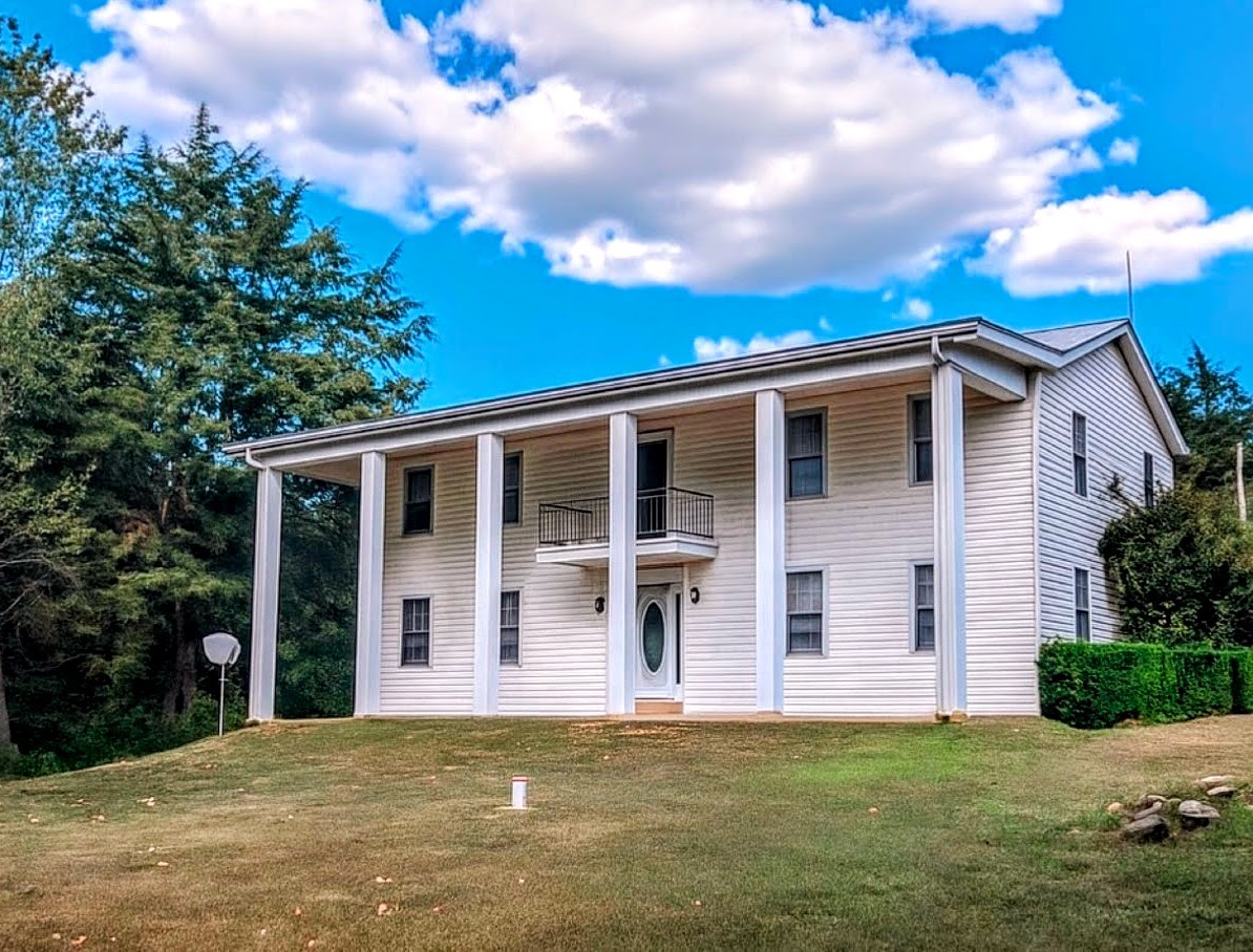2125 Whitson Bend Road Centerville, TN 37033 - Photo 1 of 44 Gallery Image 1