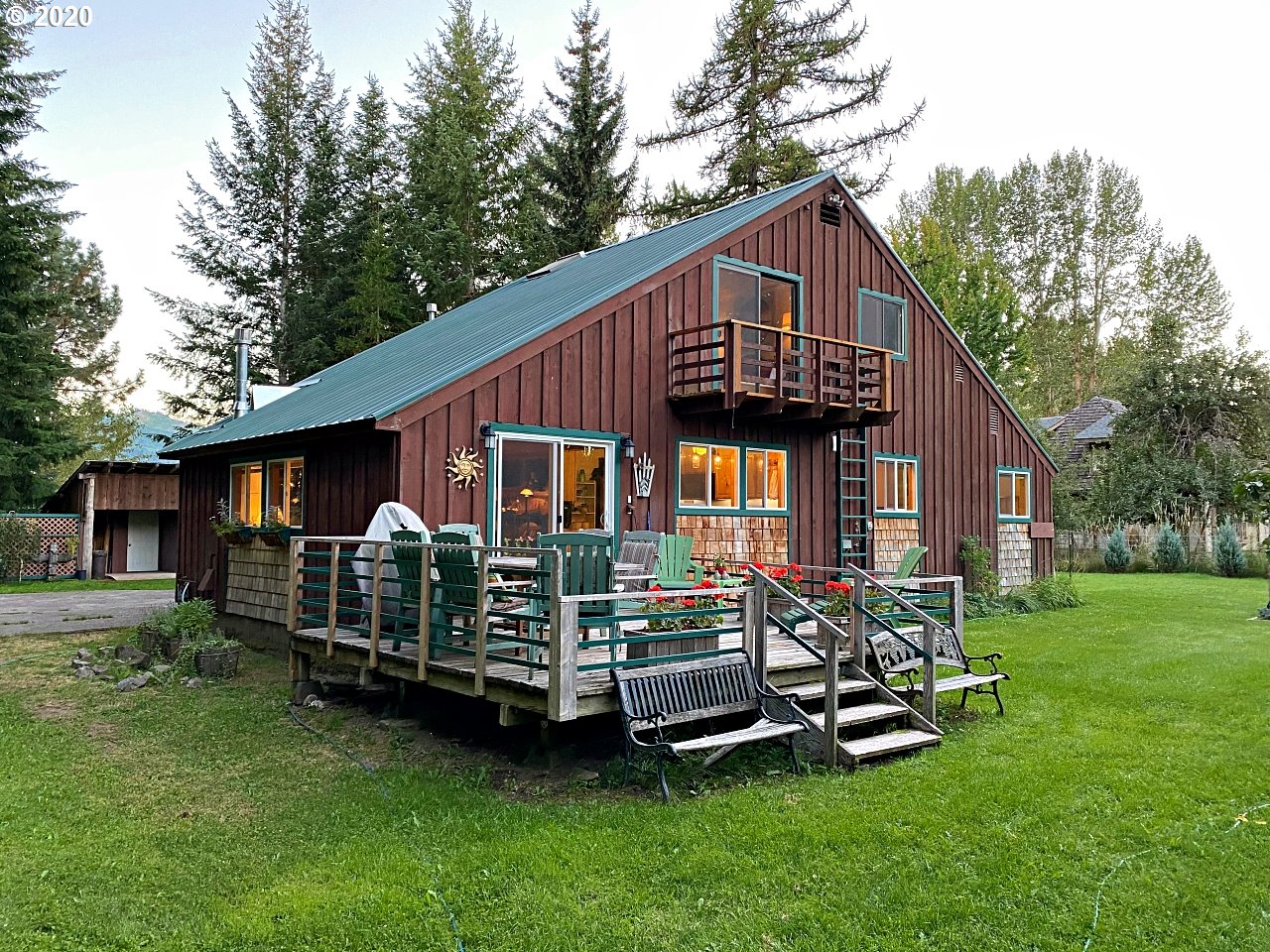 91 Little Mountain Road Trout Lake, WA 98650 - Photo 4 of 29 Gallery Image 4