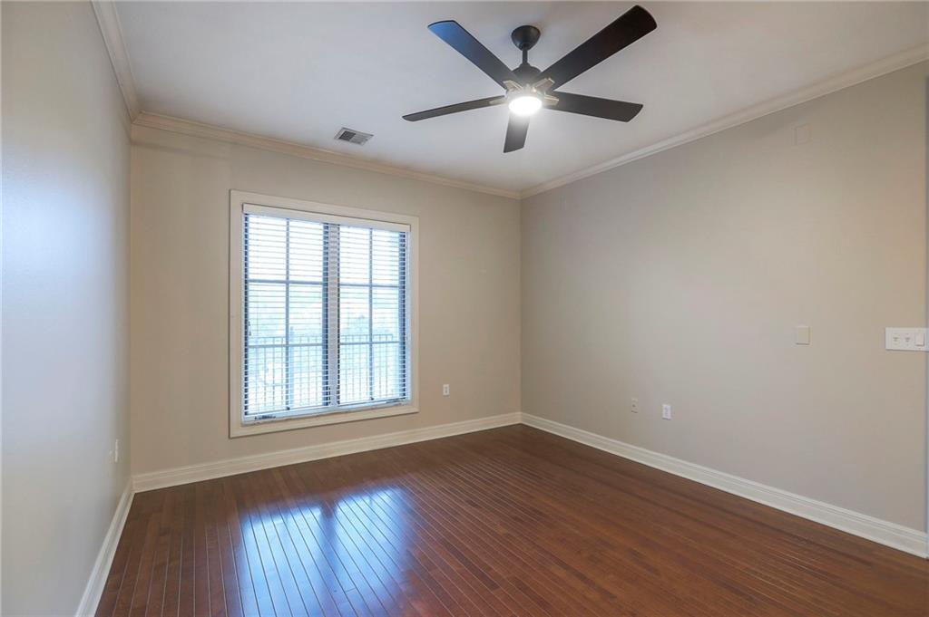 10531 Mission Road, Unit 207 Leawood, KS 66206 - Photo 17 of 34