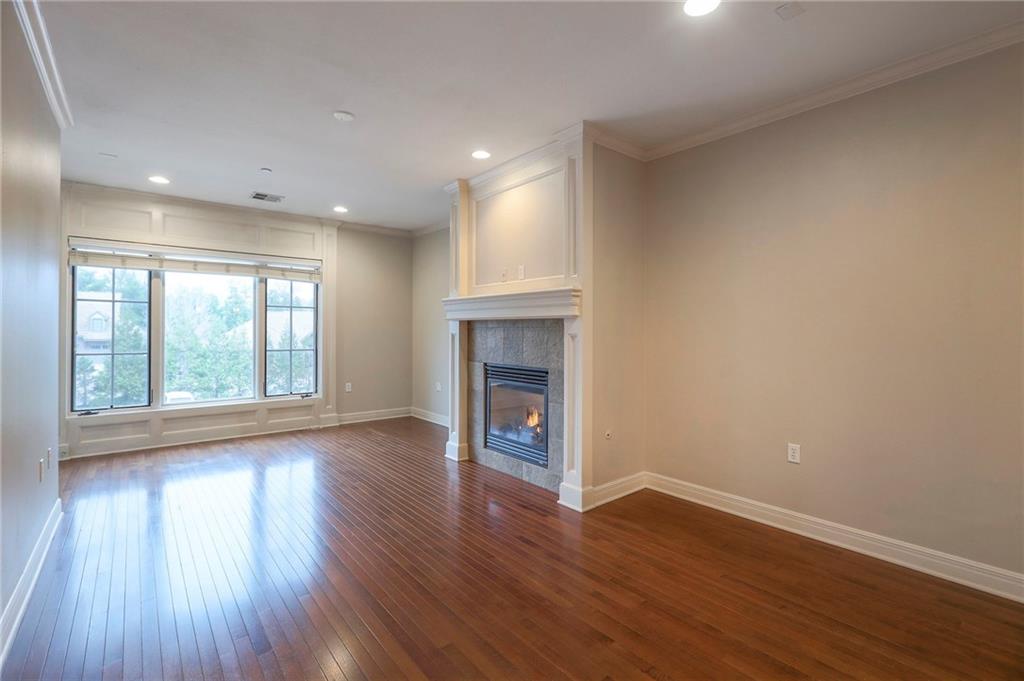 10531 Mission Road, Unit 207 Leawood, KS 66206 - Photo 7 of 34