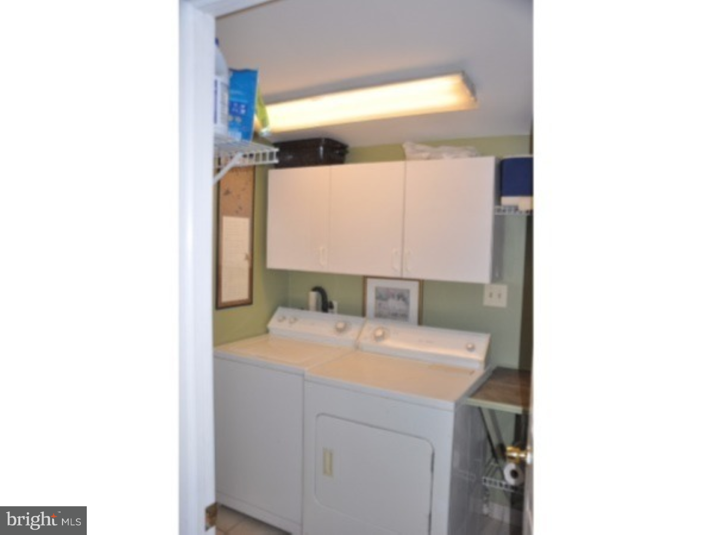 20 Petunia Road Levittown, PA 19056 - Photo 8 of 22 Laundry Room