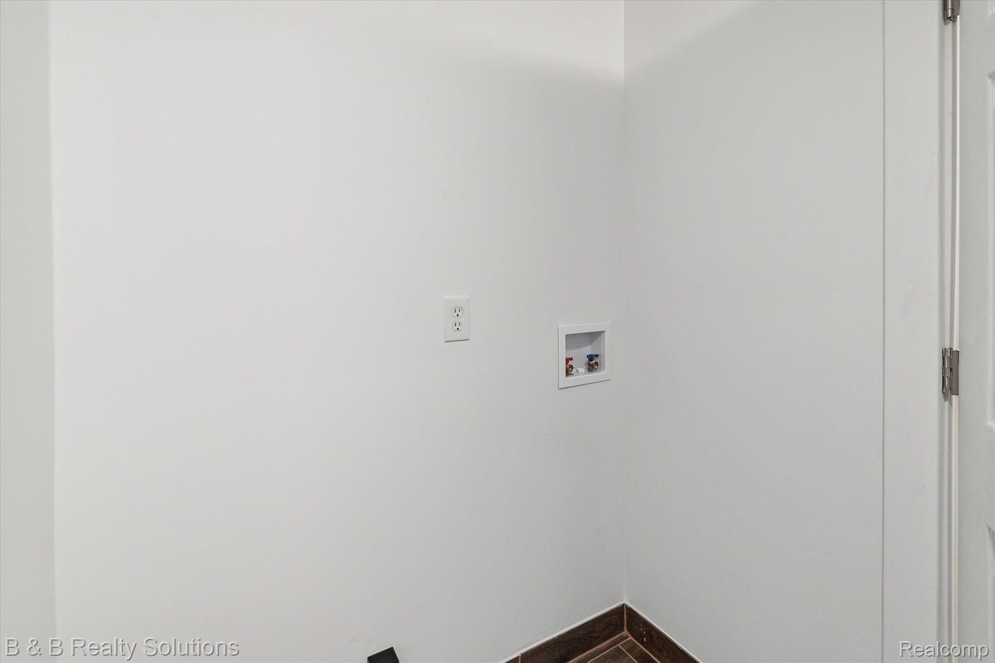557 Barnes Lake Road Columbiaville, MI 48421 - Photo 39 of 64 Gallery Image 39