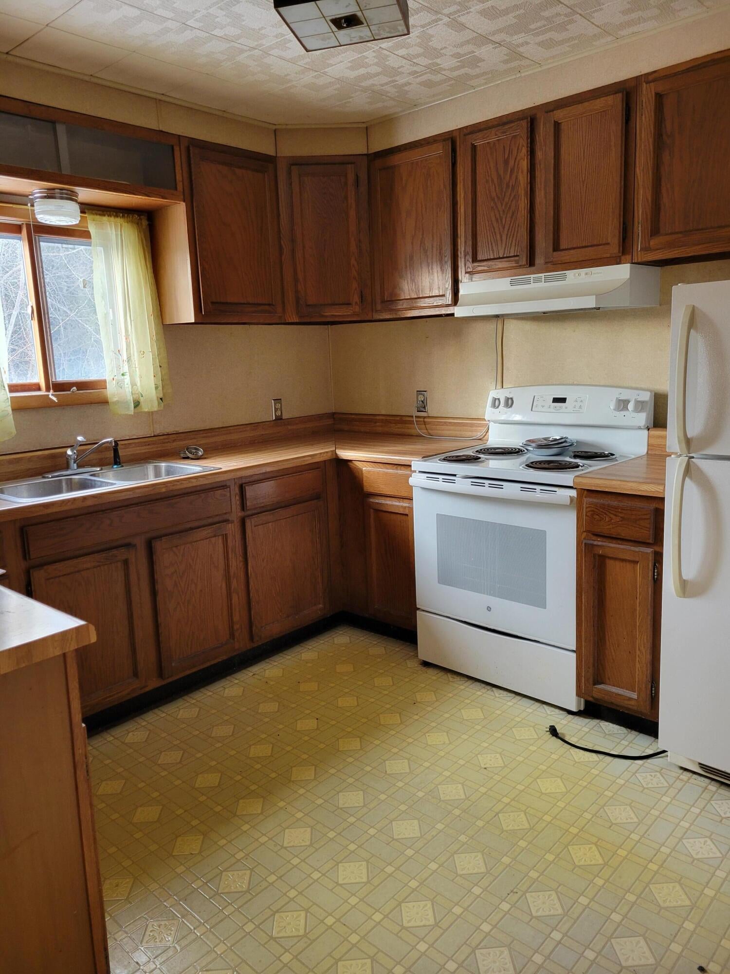 7468 West Long Lake Road Alpena, MI 49707 - Photo 3 of 19 Gallery Image 3