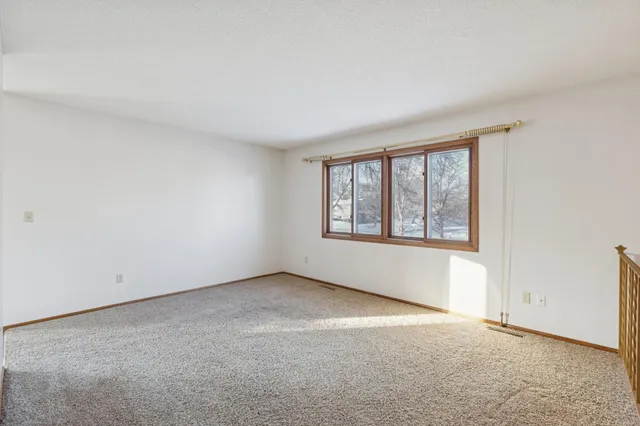 $230,000 | 8433 Yates Avenue North, Unit 6, Brooklyn Park, MN 55443