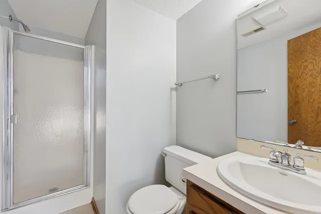 $230,000 | 8433 Yates Avenue North, Unit 6, Brooklyn Park, MN 55443